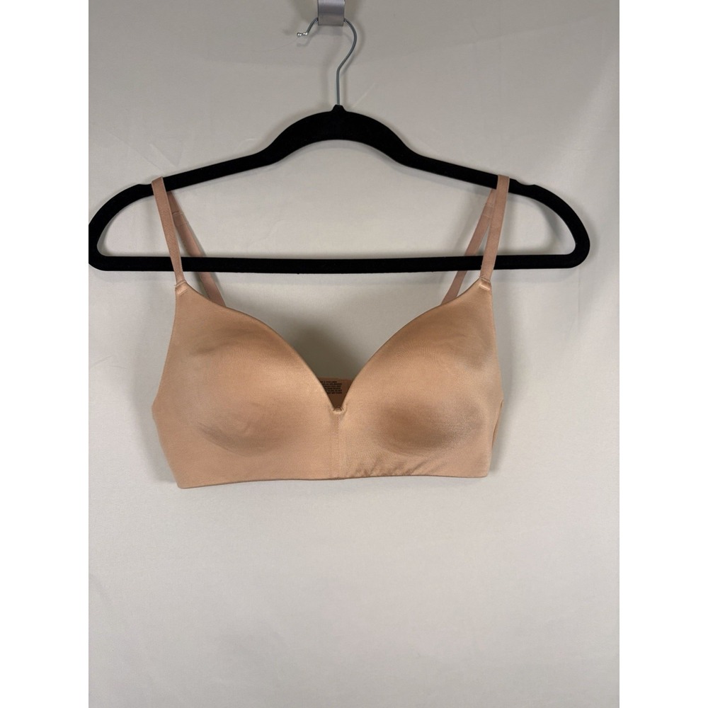 Soma Wireless Push-Up Bra 36A Beige Solid Adjustable Straps back closure